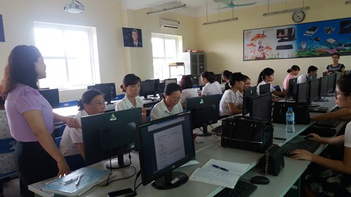 Trường Tiểu học Thạch bàn A tập huấn Công nghệ thông tin hè 2016